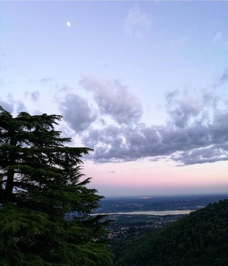 Apartamento Il Parco E Gli Affreschi Varese Exterior foto