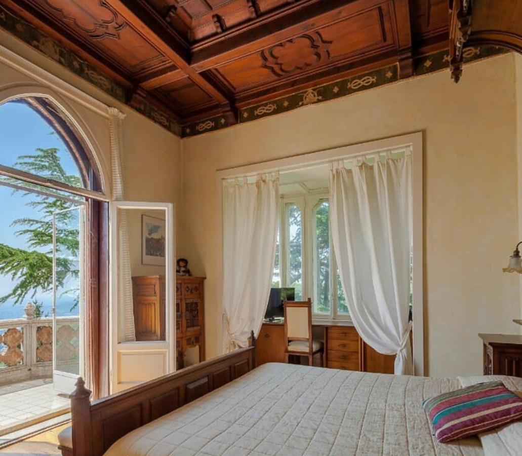 Apartamento Il Parco E Gli Affreschi Varese Exterior foto