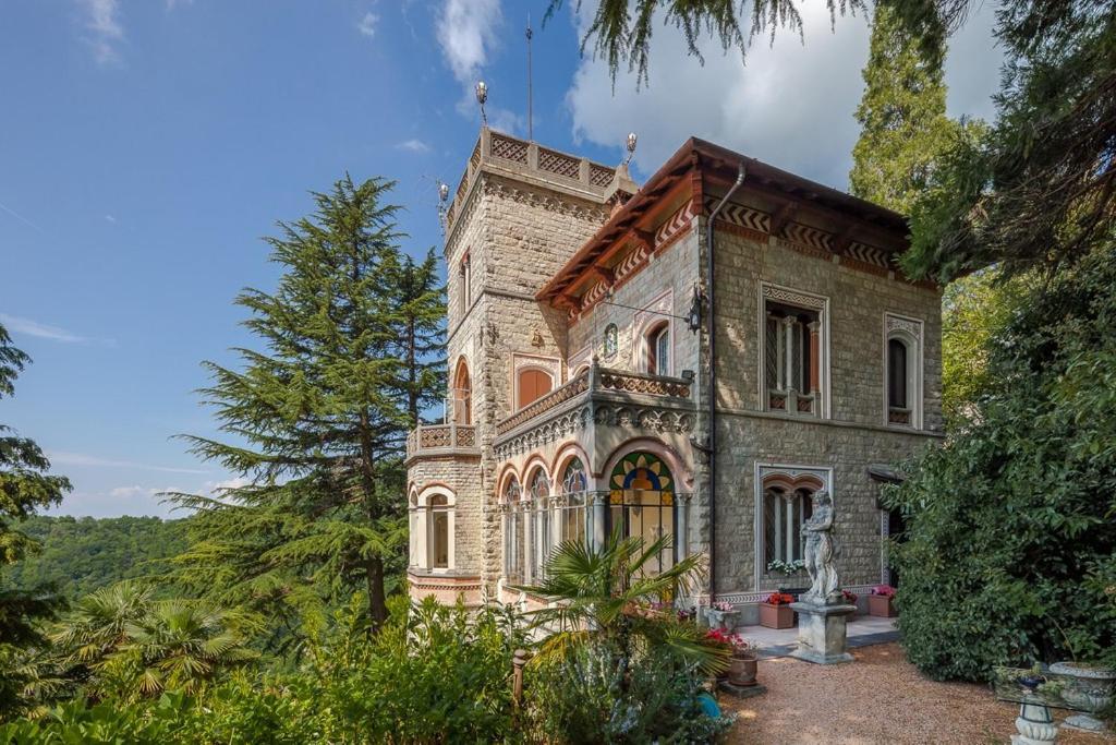 Apartamento Il Parco E Gli Affreschi Varese Exterior foto